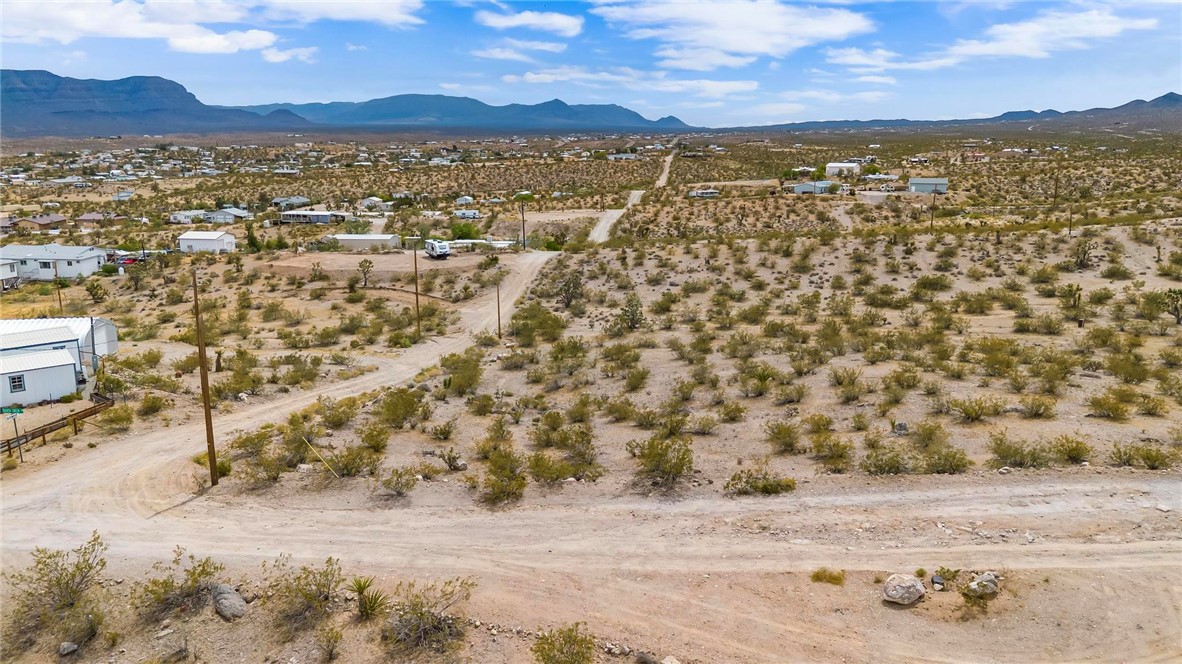 840 W Silver Creek Lane