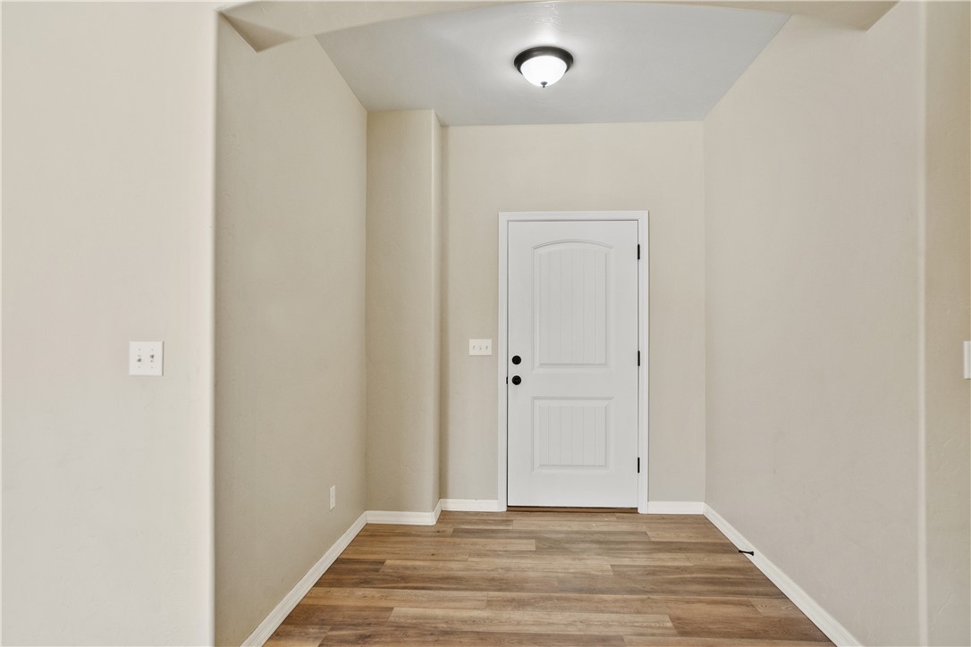 3856 E Mcvicar Avenue