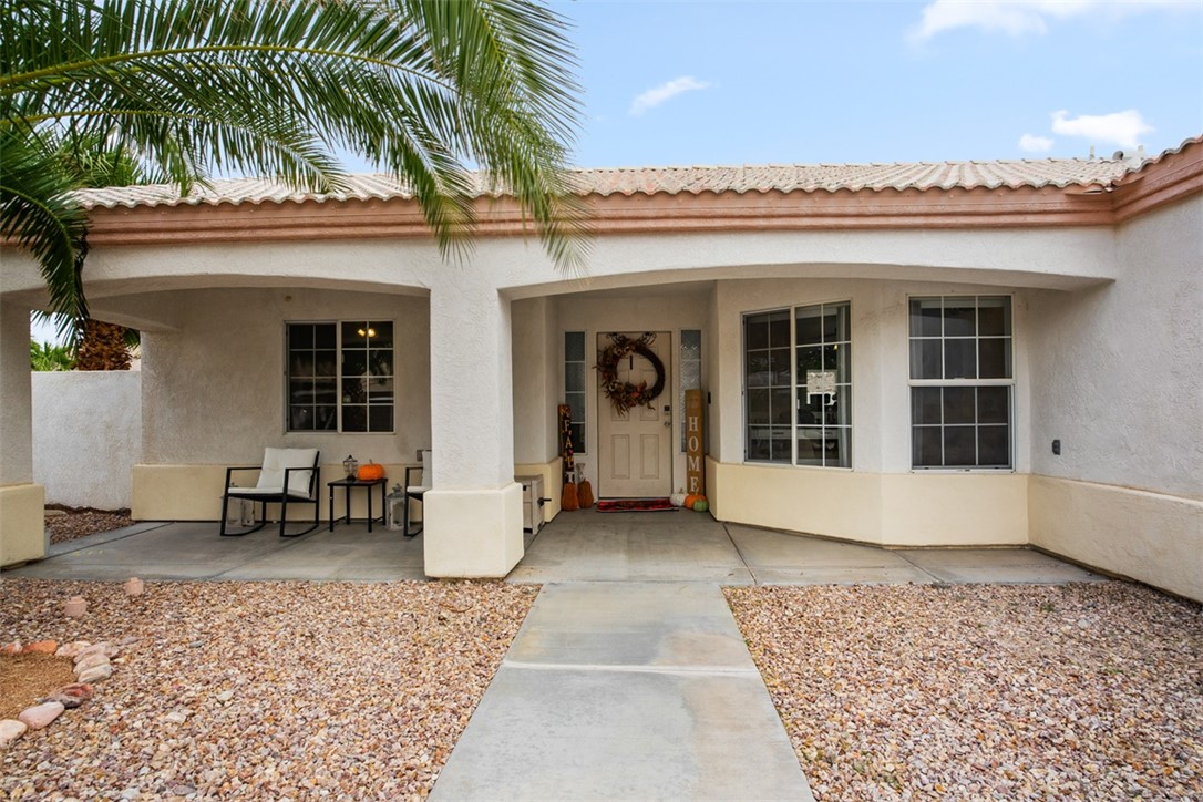 2915 Desert Trail Drive