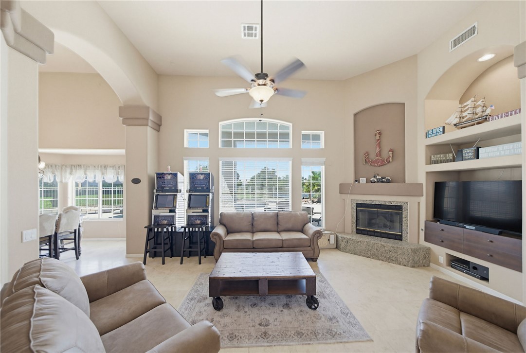 1605 Camino Court