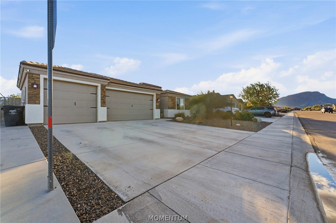 2808 E Punta Vista
