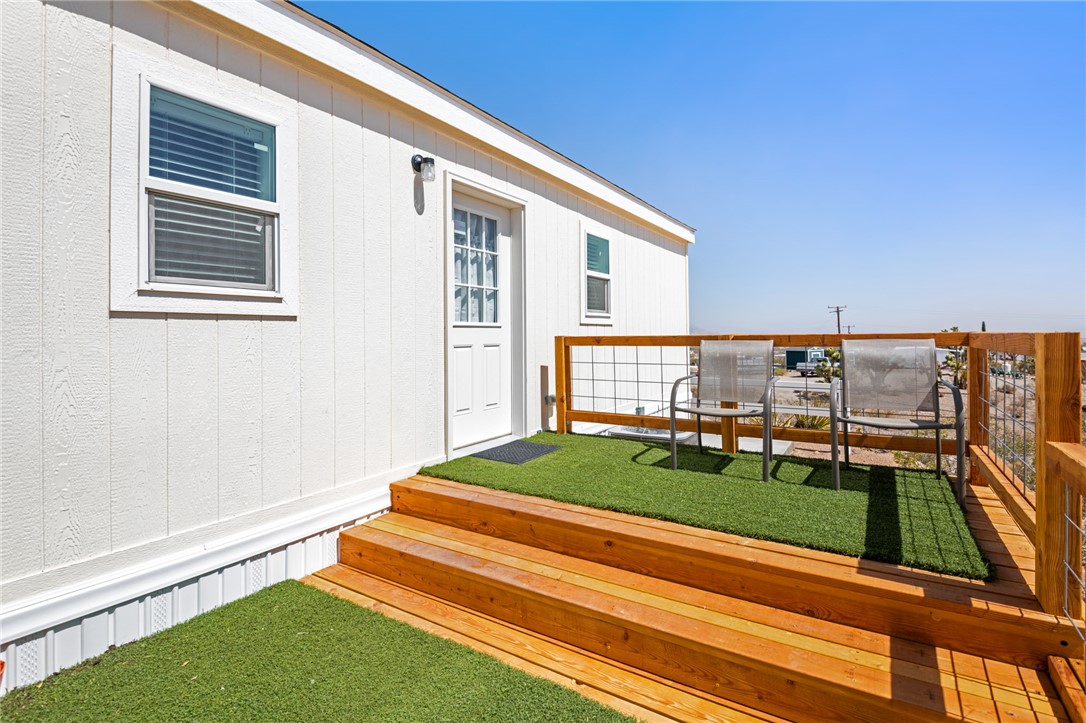 70 W Iceberg Canyon Drive