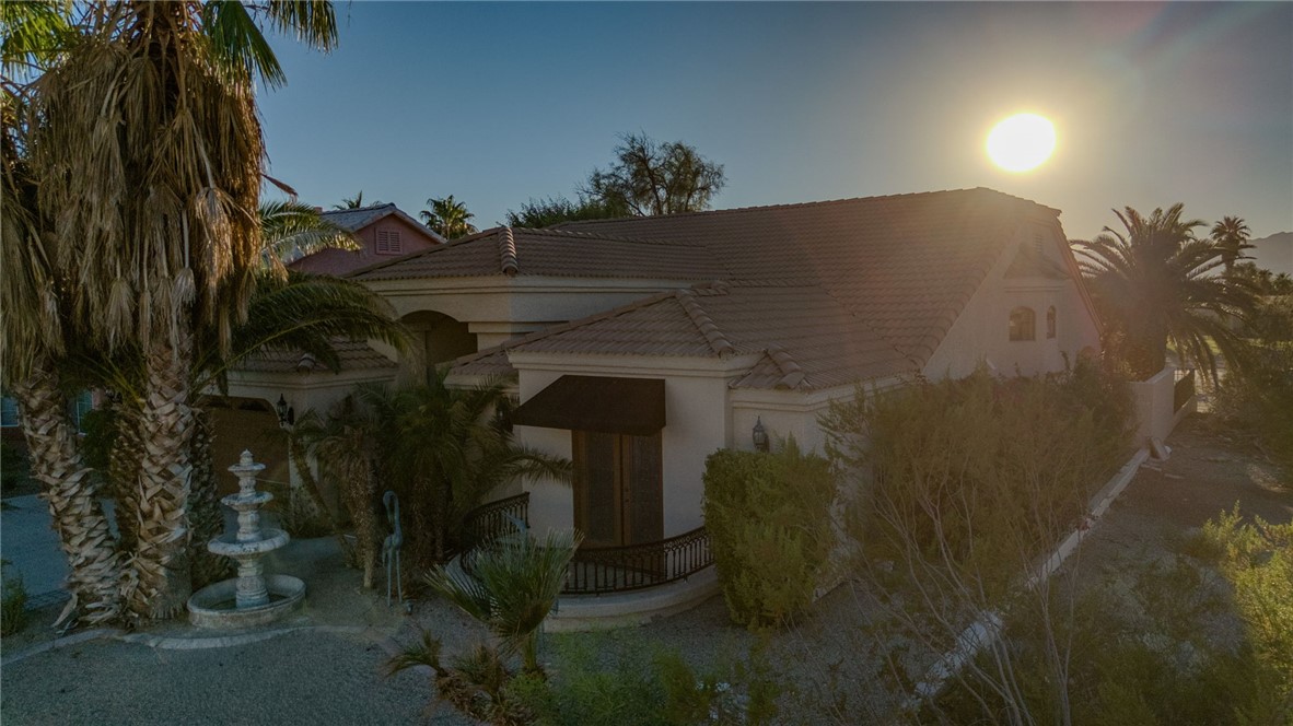 5643 S Club House Drive