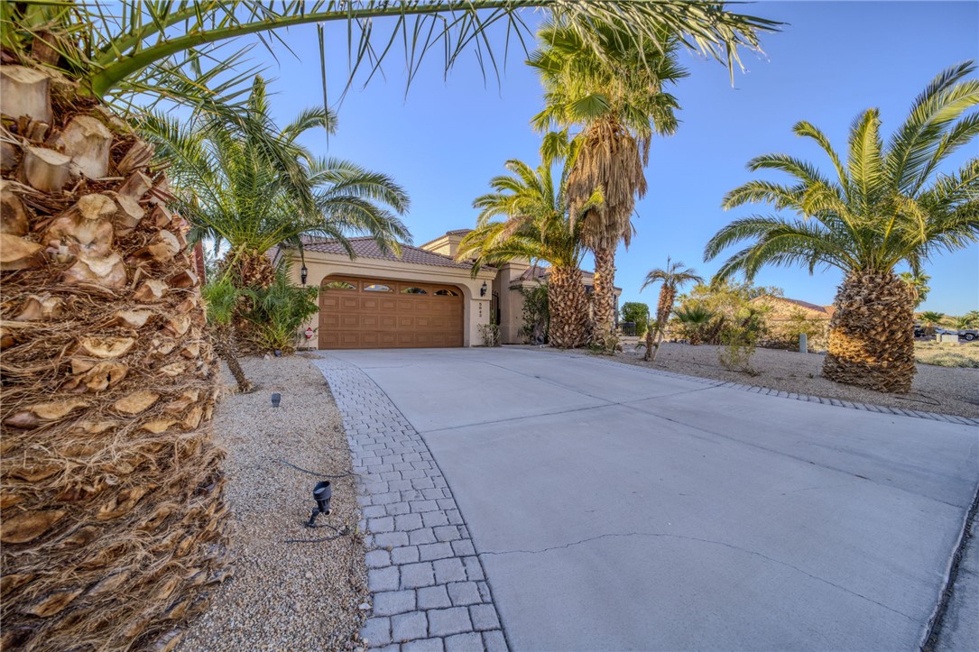 5643 S Club House Drive