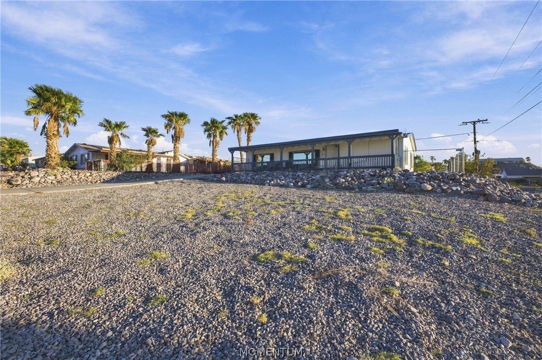 2700 Avenida Colibri