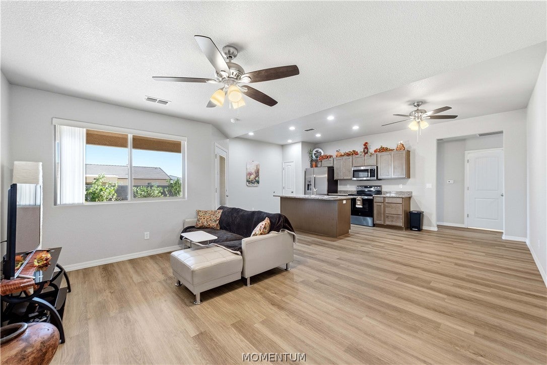 2910 E Colina Cerbat