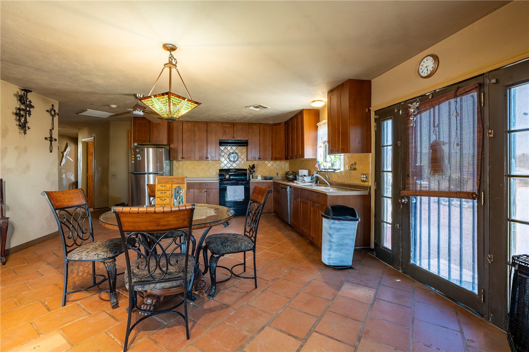 17685 S Jesse James Road