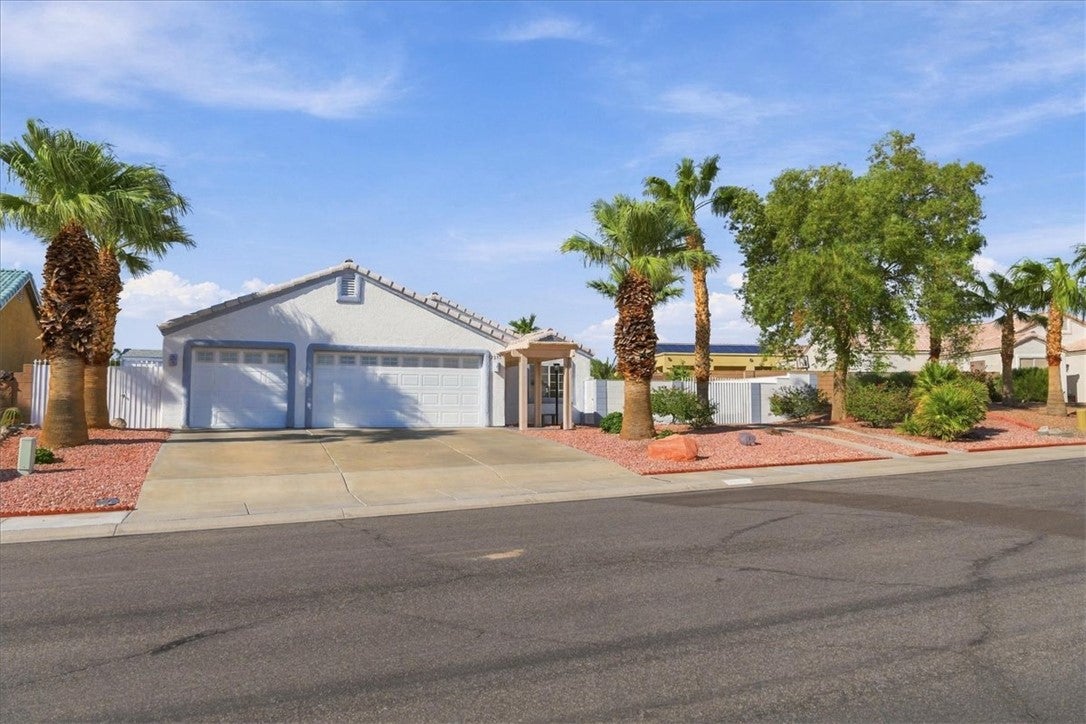 2355 Cassia Circle