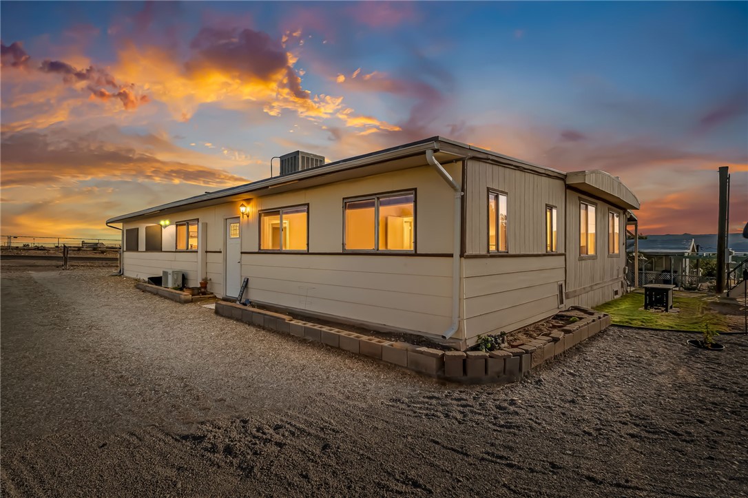 1749 Sierra Vista Drive