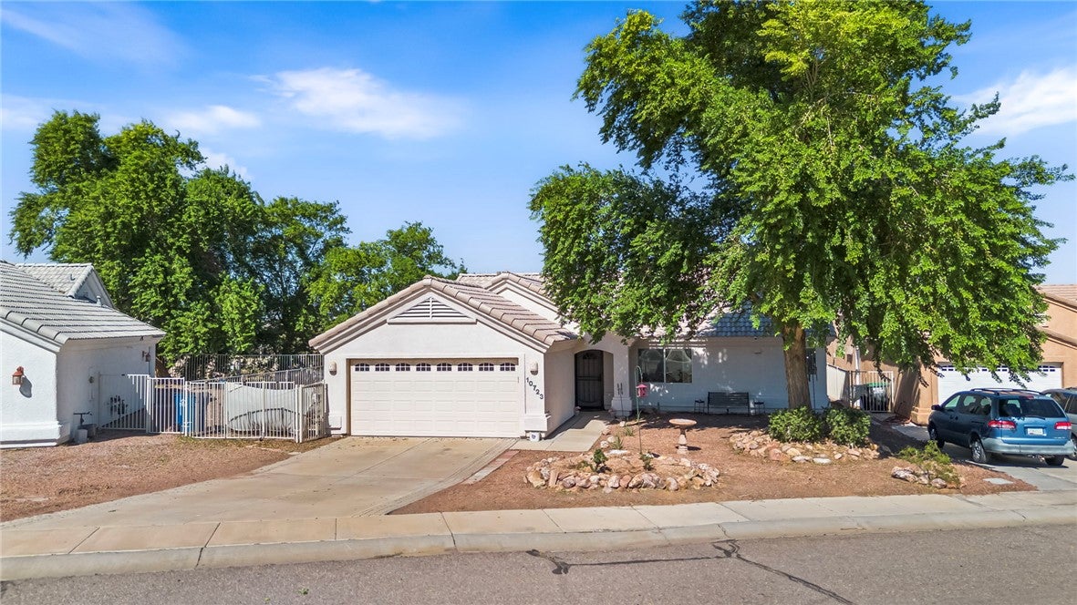 10723 S Fountain Cove