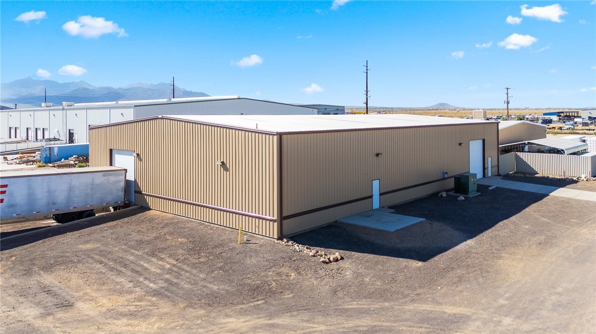 4335 N Santa Fe Drive