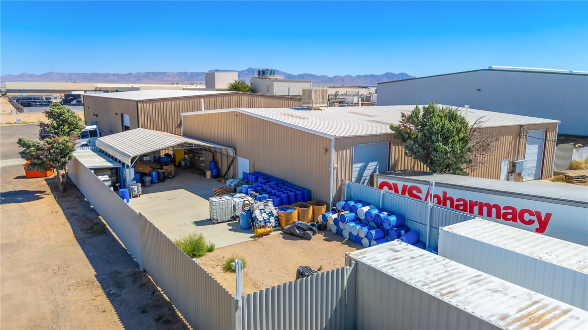 4335 N Santa Fe Drive