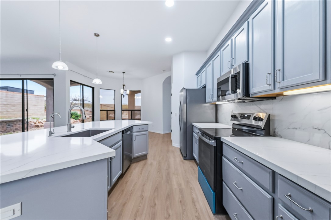 2840 Esmerelda Drive