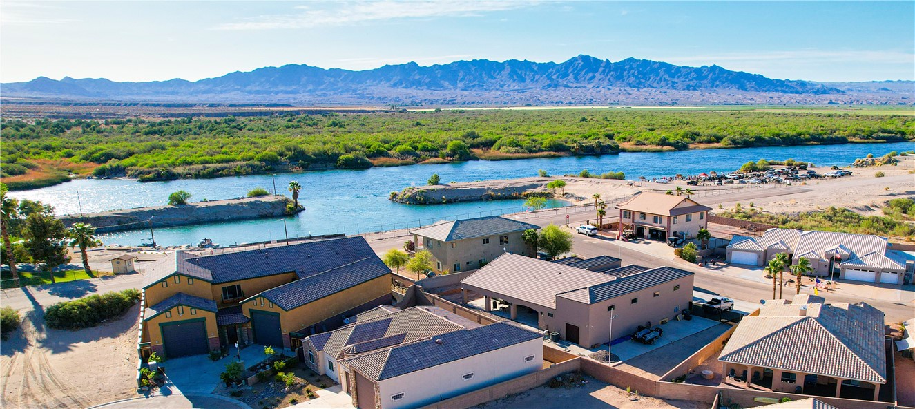 512 E Kingsley Street