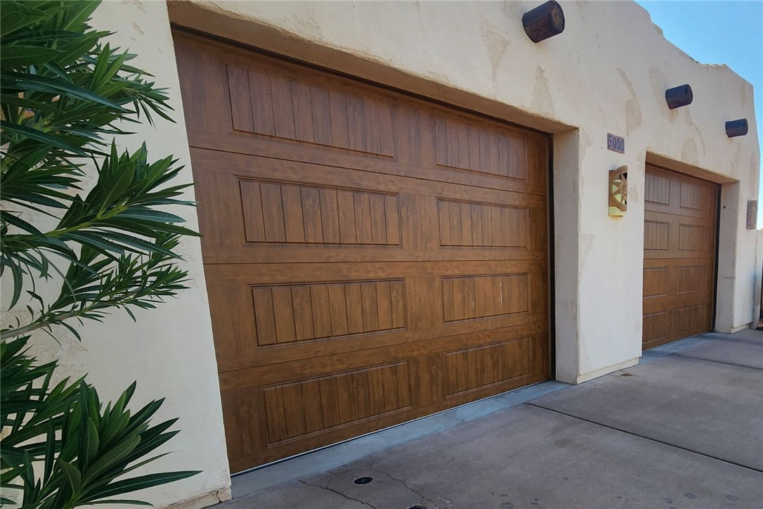 5900 S Desert Lakes Drive