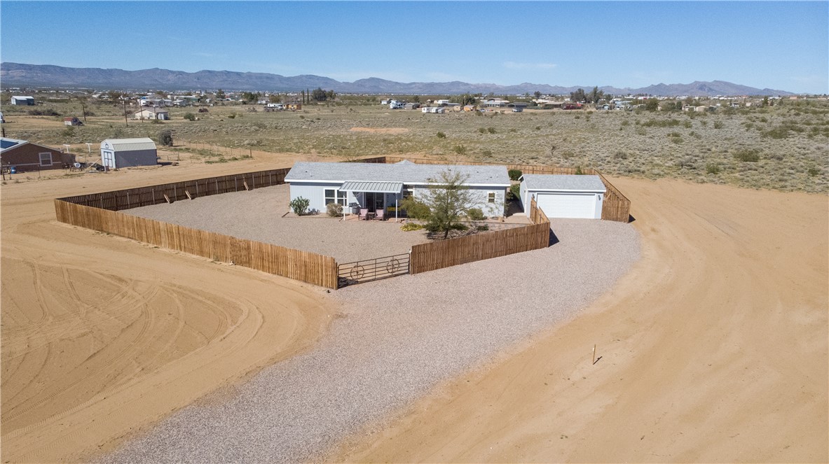 6015 W Collins Drive