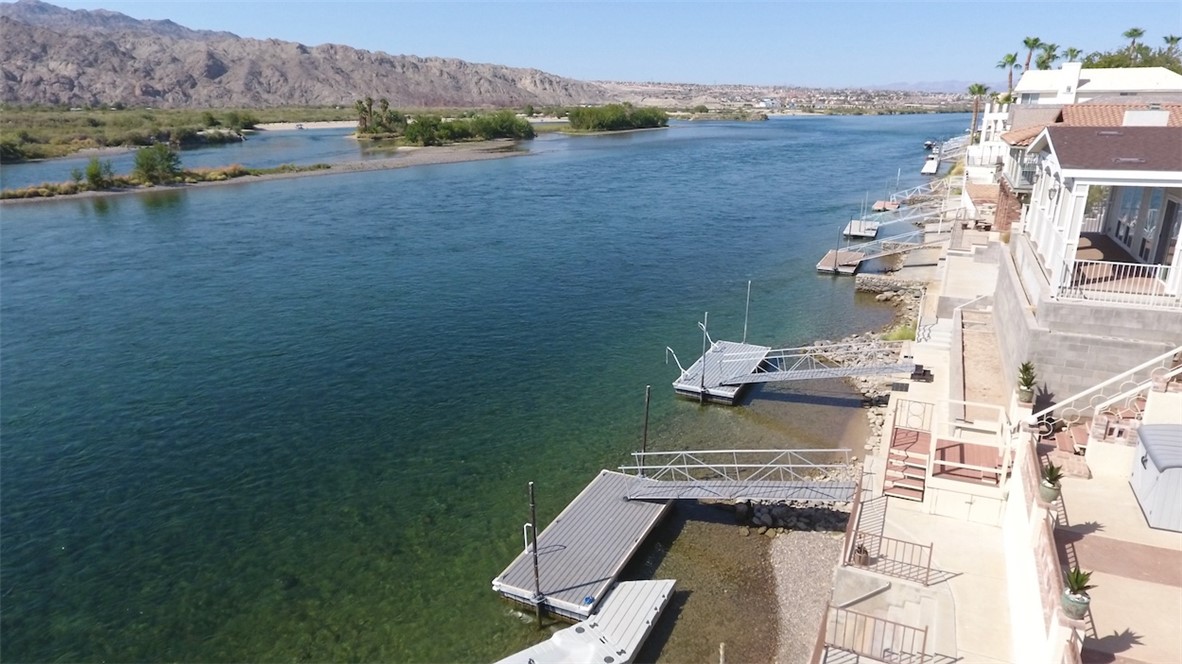 1785 Riverside Drive