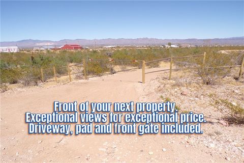 1386 S Don Luis Road Golden Valley AZ 86413