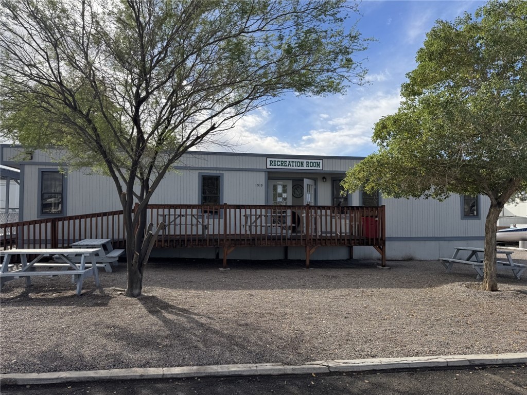 1515 Goldrush Road #103