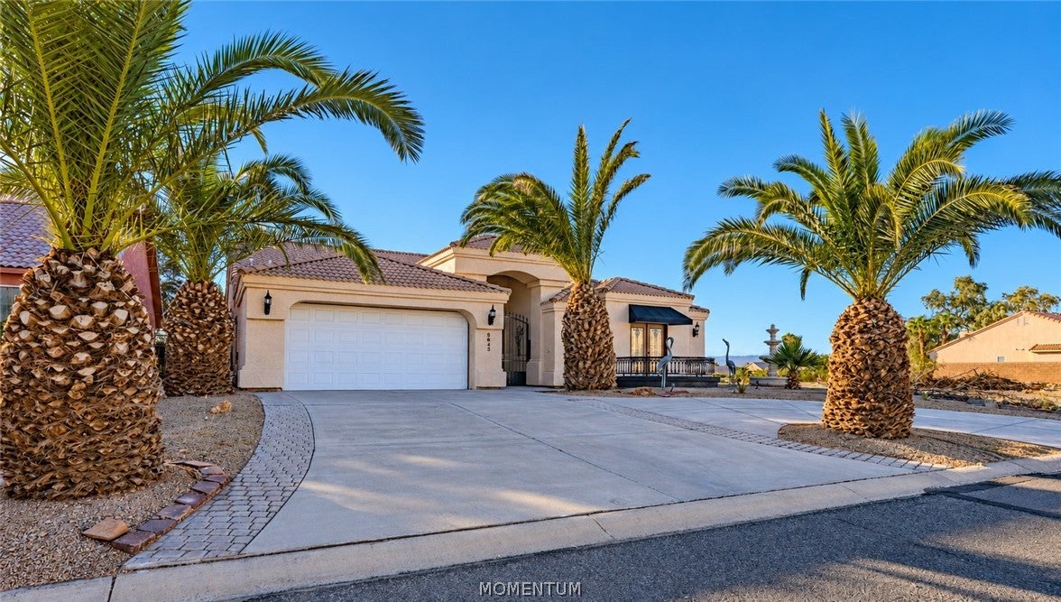 5643 S Club House Drive