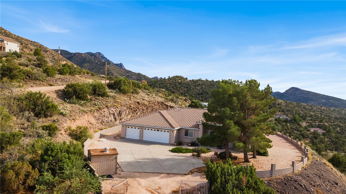 4700 E Skyline Circle