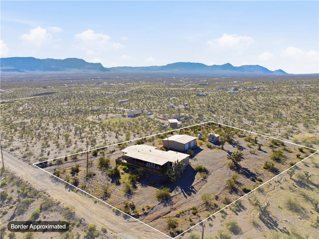 1800 W Sugarloaf Drive