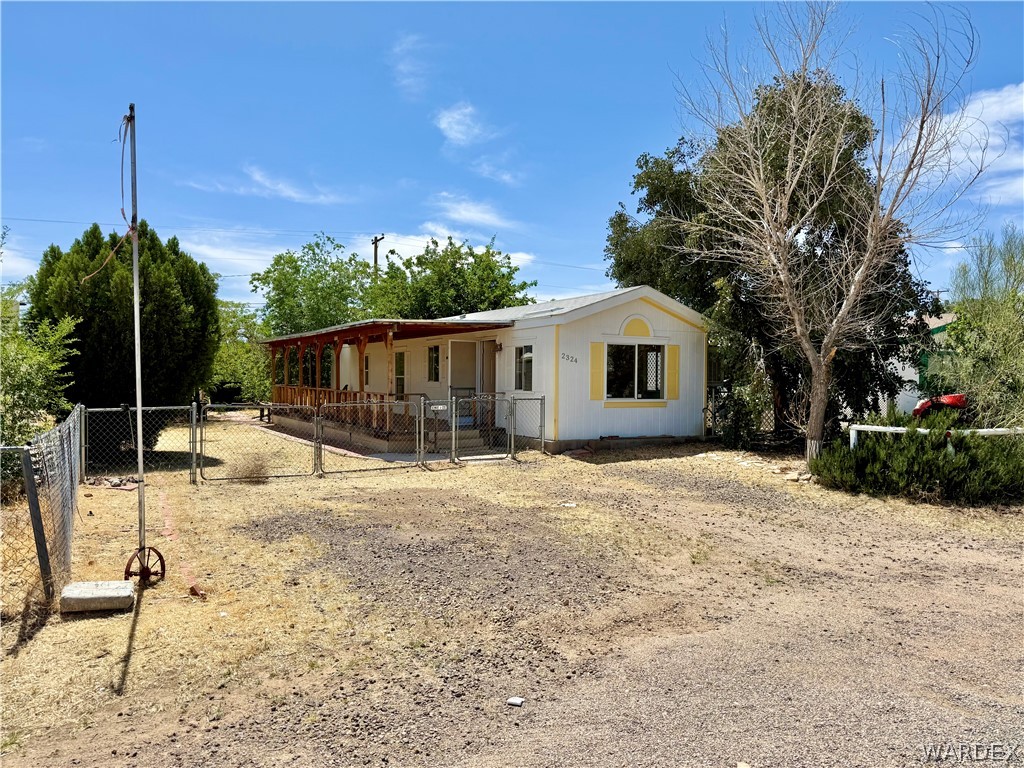 2324 E Northfield Avenue