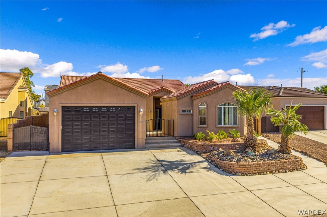 2213 E Bella Vista Drive