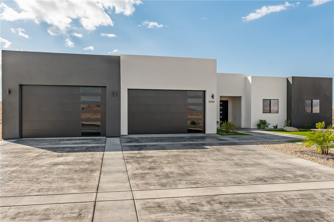 3090 Canyon De Chelly Drive