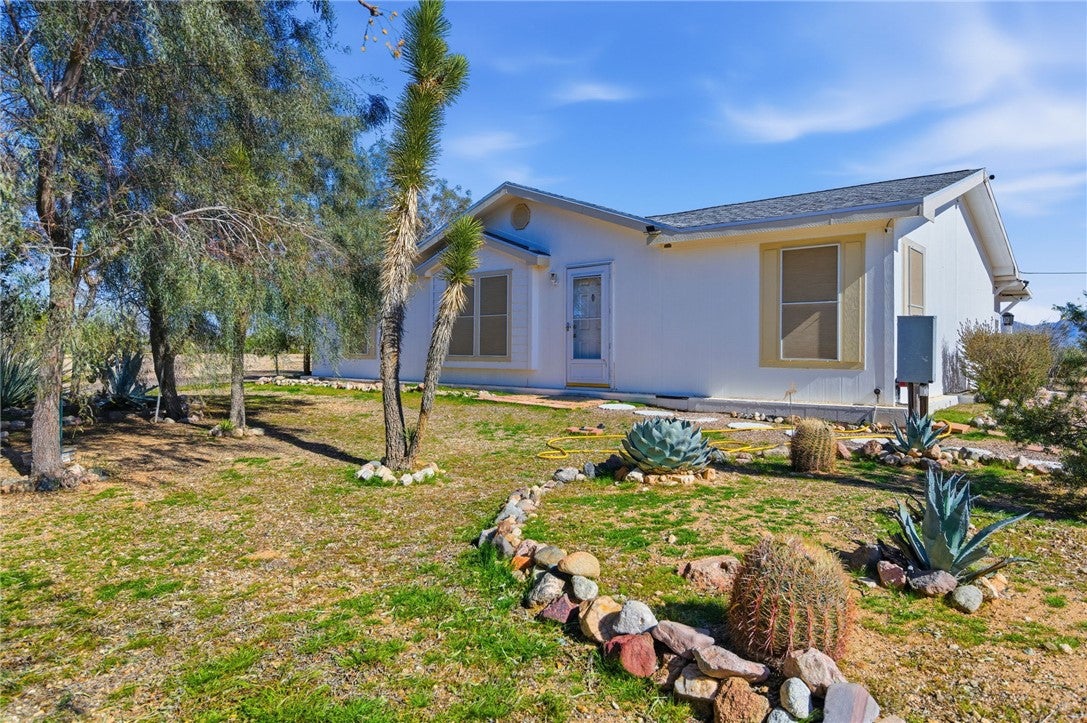 4342 N Cordes Road