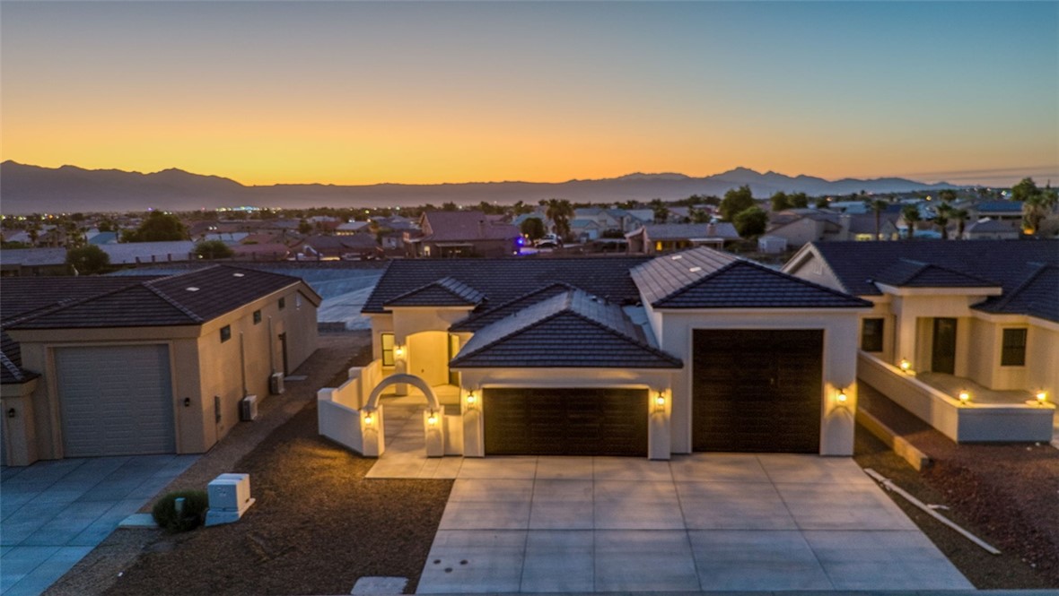 6083 S Greenhorn Drive