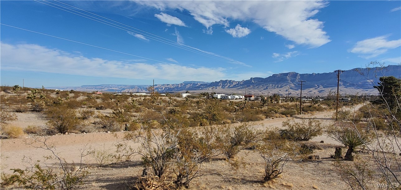 600 W Hualapai Creek Drive