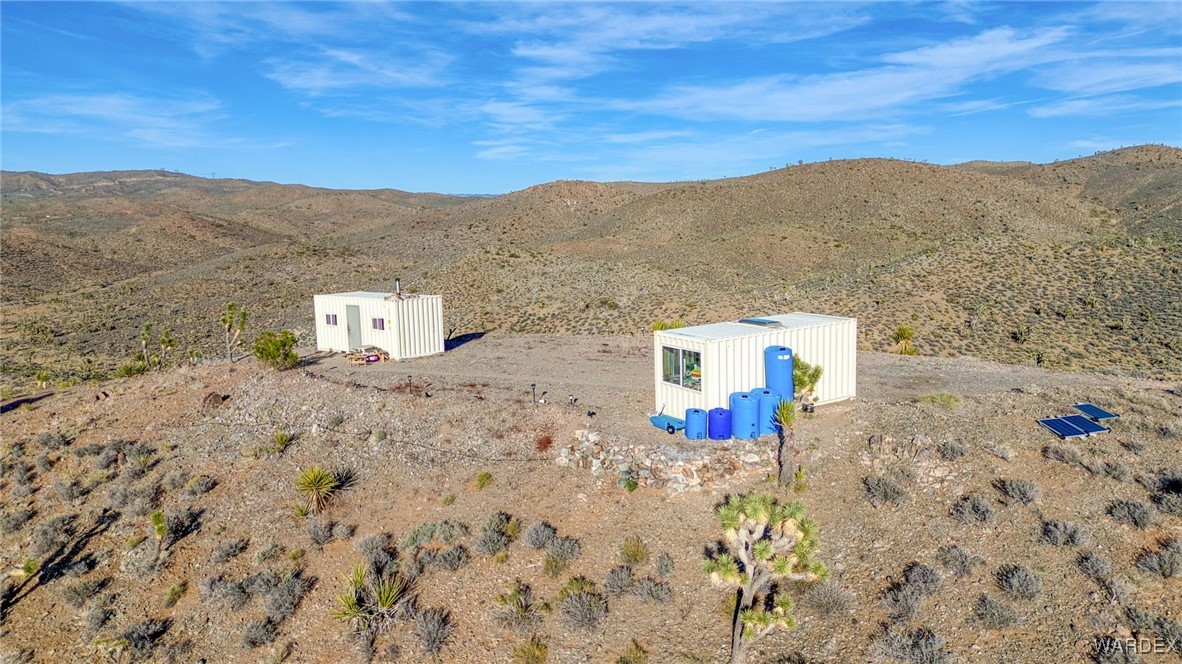 329-10-003 N Seclusion Avenue