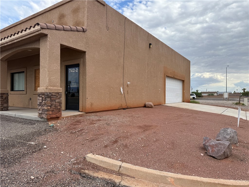 742-746-748 Gemstone Avenue