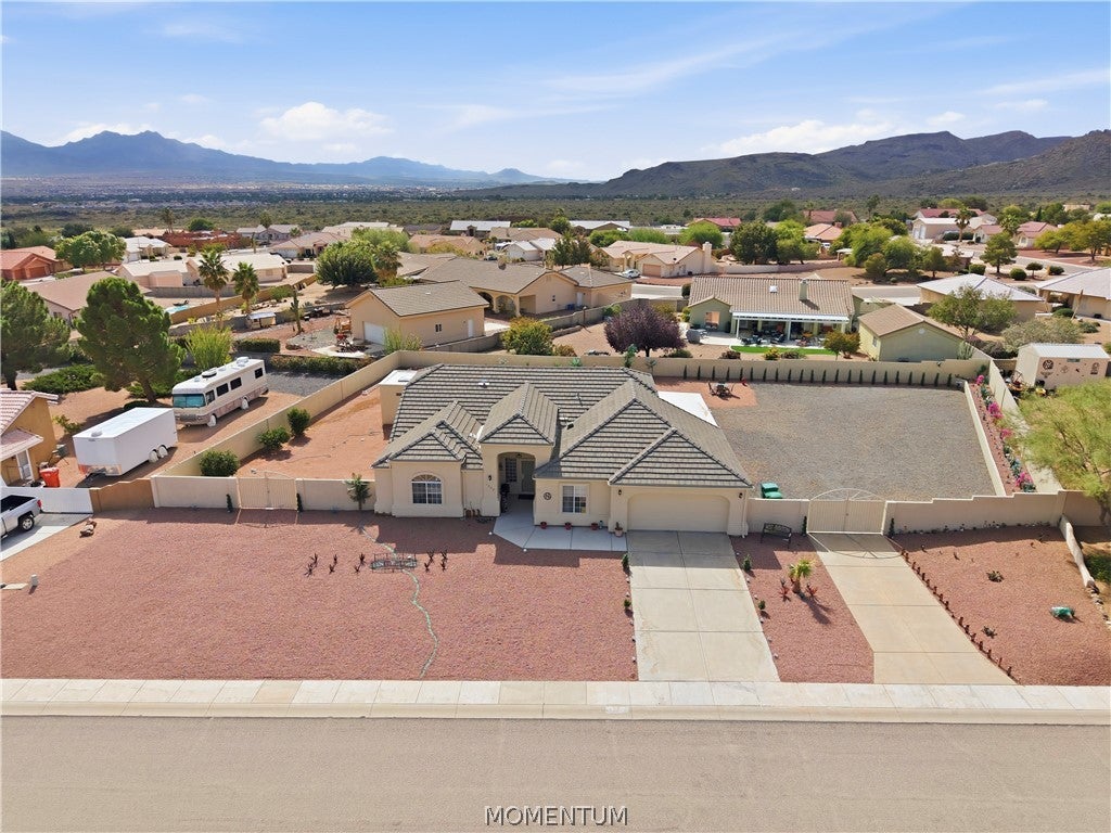 1208 E Cactus Valley Drive