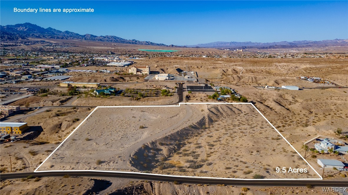 1707 E Havasupai Drive