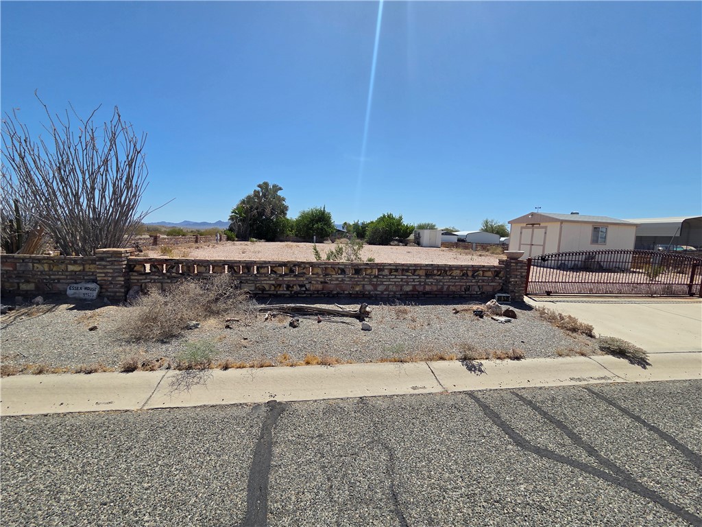 49535 Opal Avenue