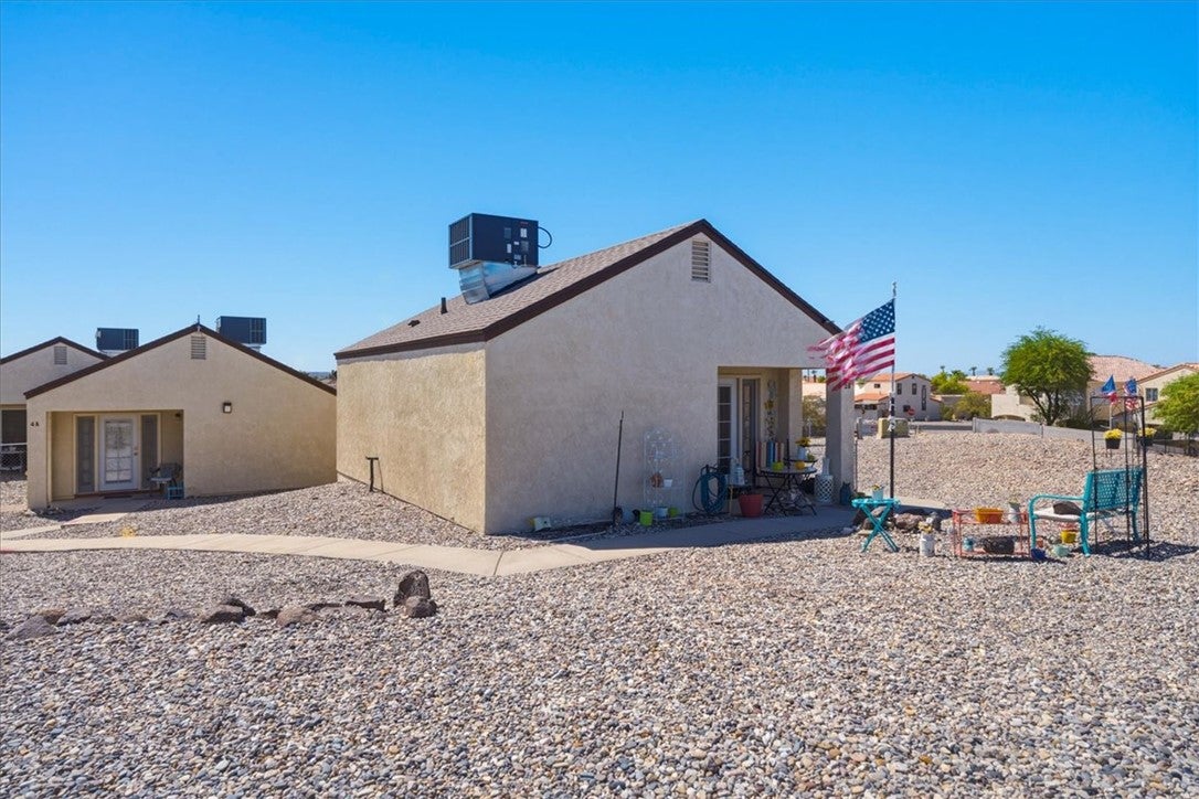 1210 Navajo Drive