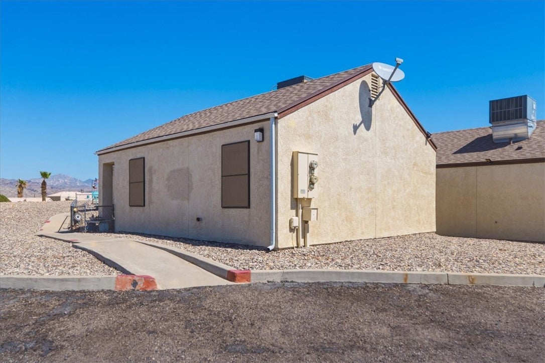 1210 Navajo Drive
