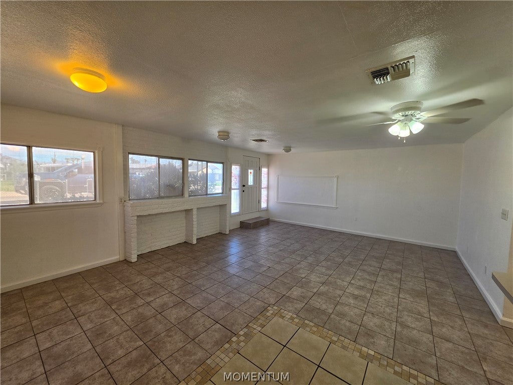 1801 Tejon Drive