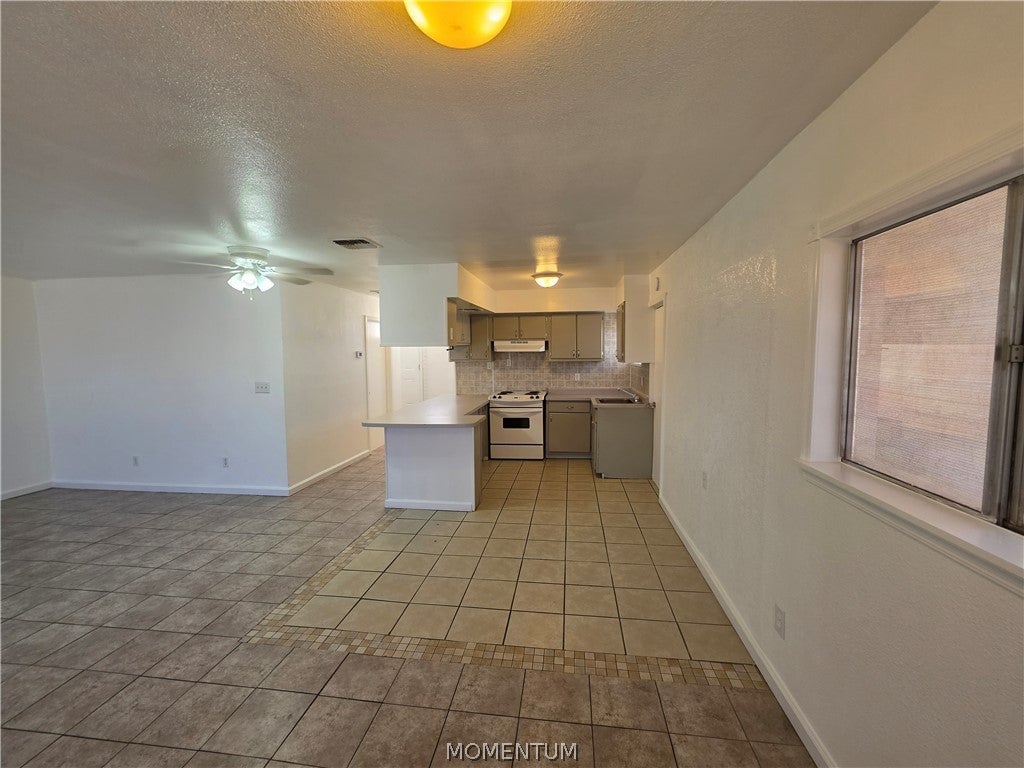 1801 Tejon Drive