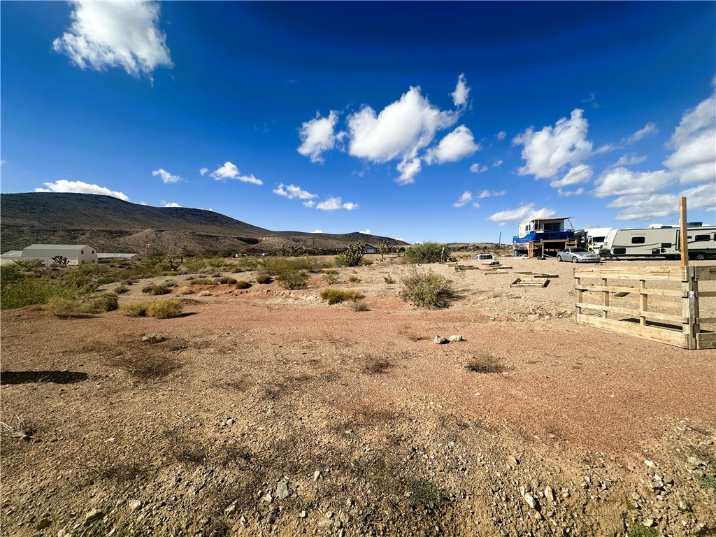 21037 N Spear Boulevard