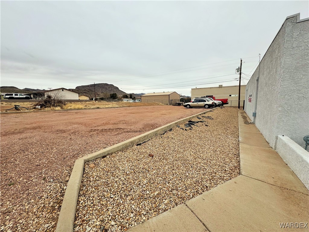 1555 E Northern Avenue