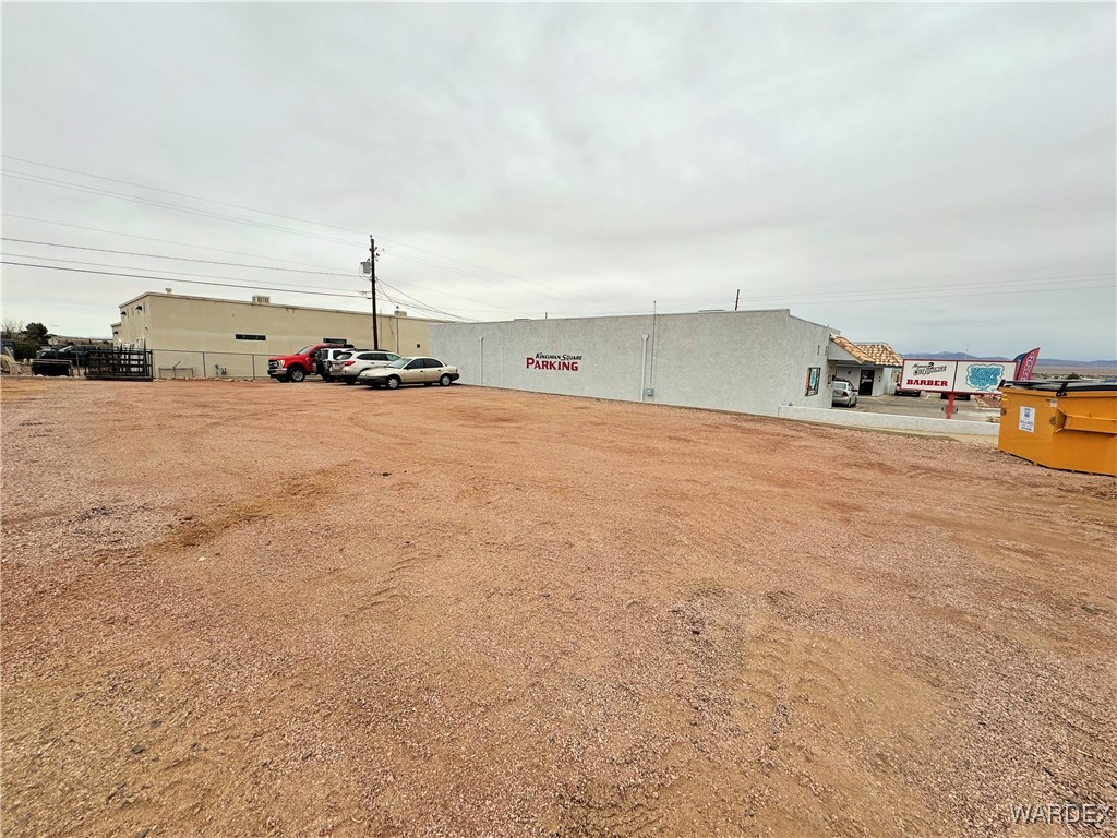 1555 E Northern Avenue