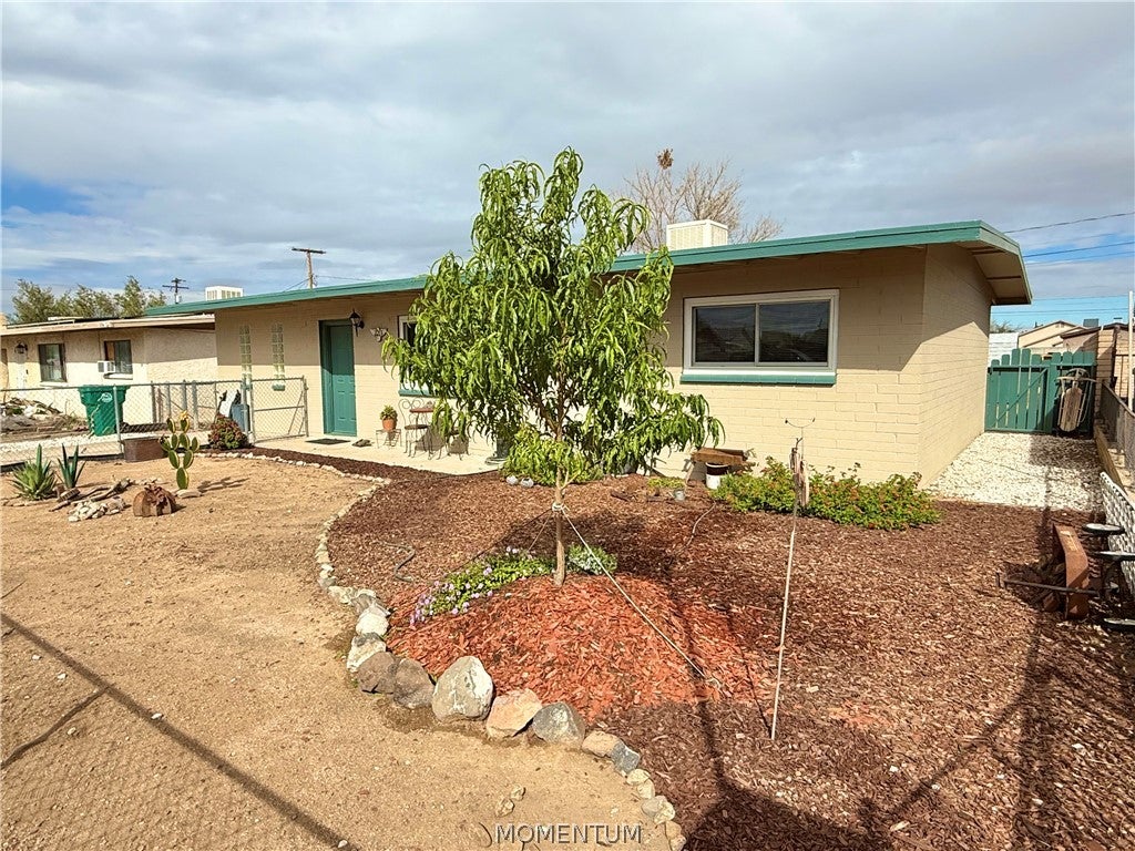 2213 Lucille Avenue