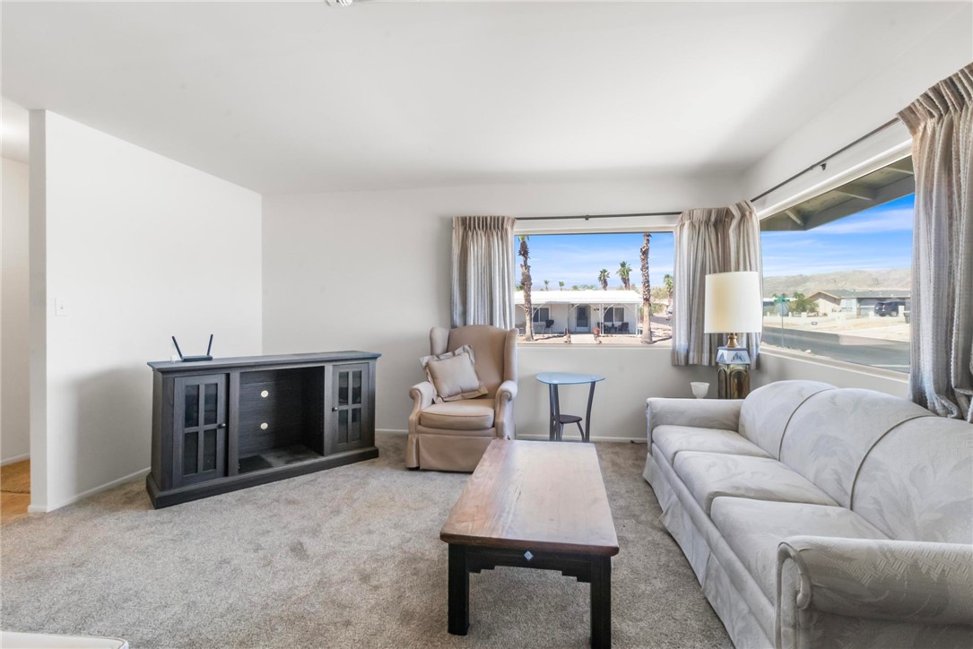 604 Roadrunner Drive