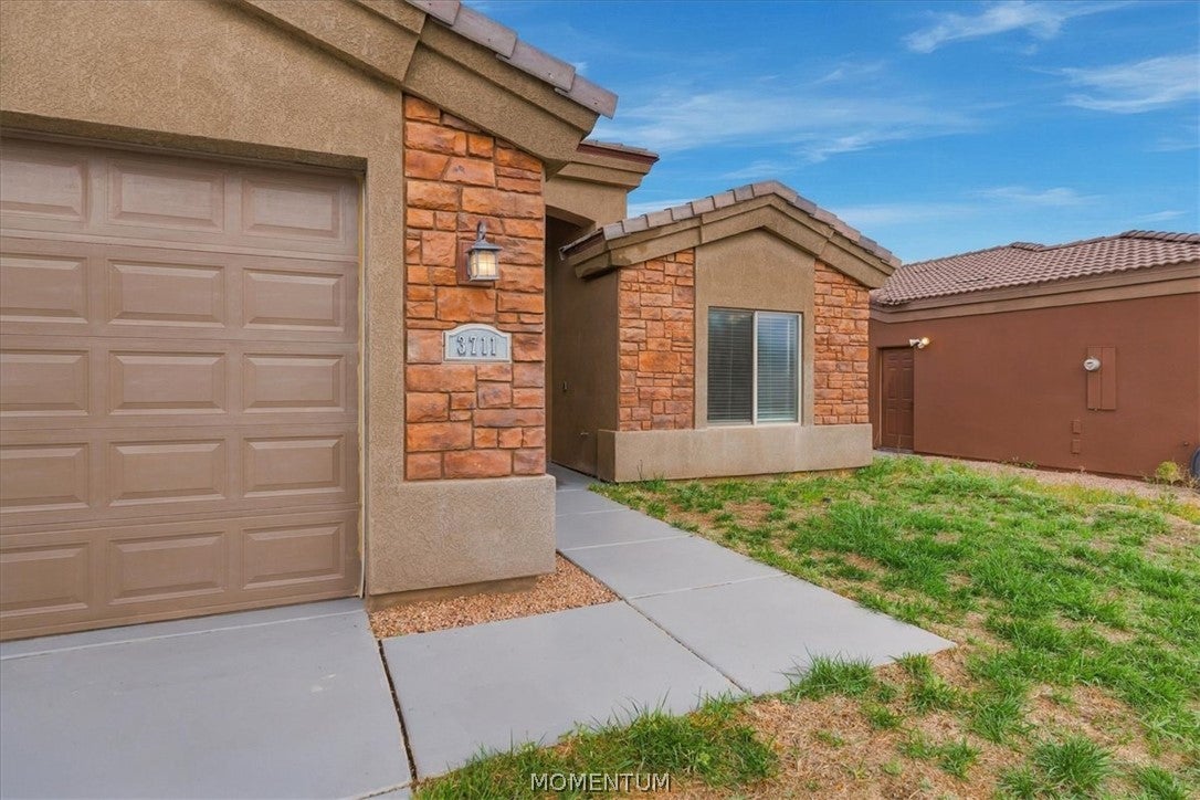 3711 E Angelina Drive