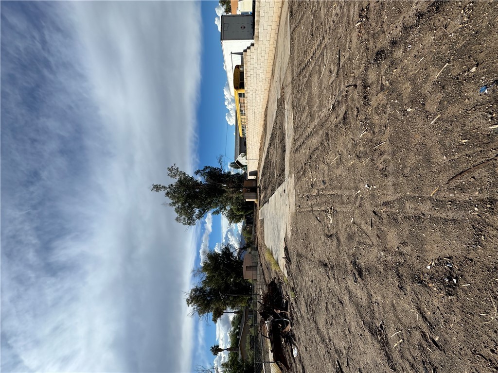 10561 S Fremont Road