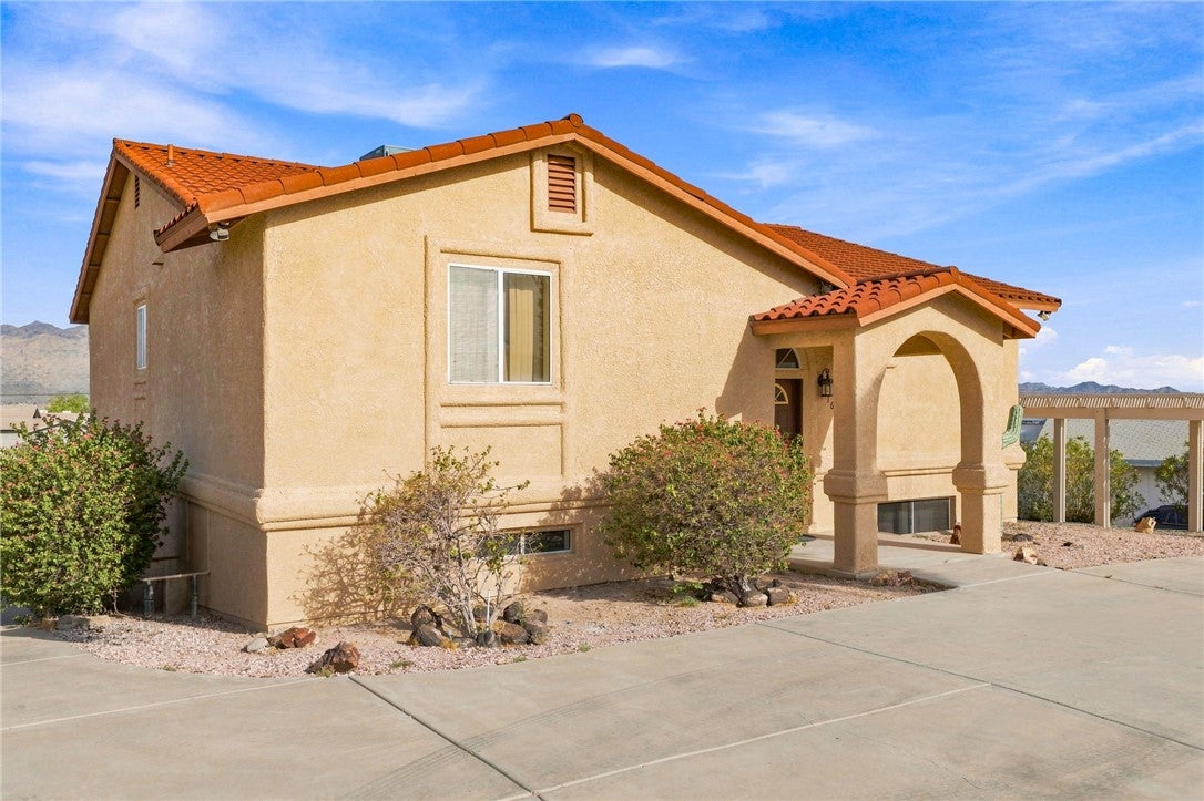 1649 Alta Vista Road