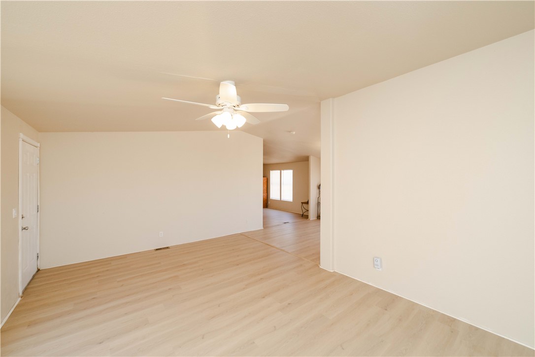4729 N Stewart Mtn Rd